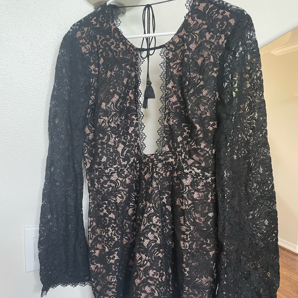 TJD Lace Dress size large nwt never been worn